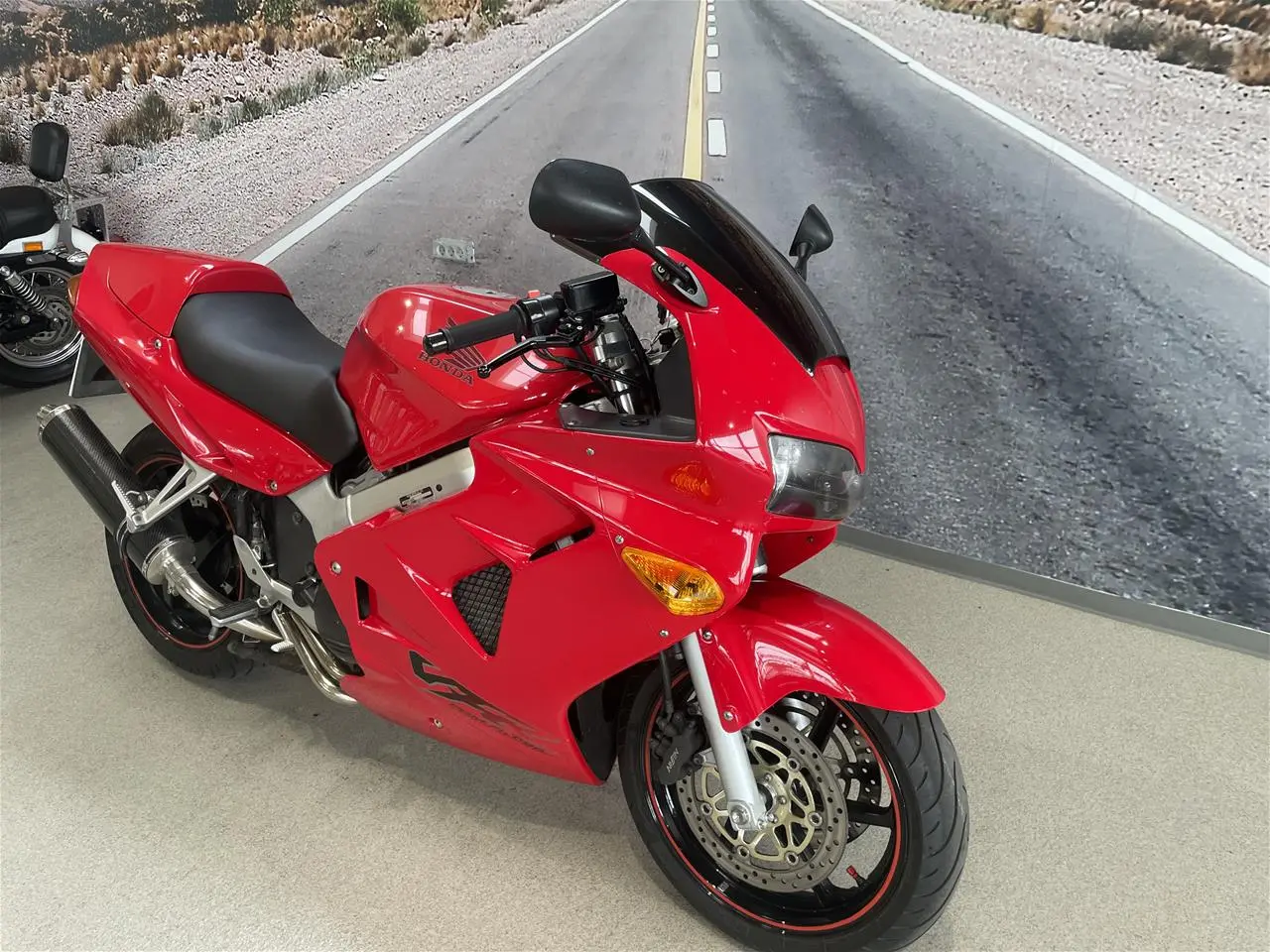 Billede 2 - Honda VFR 800 F