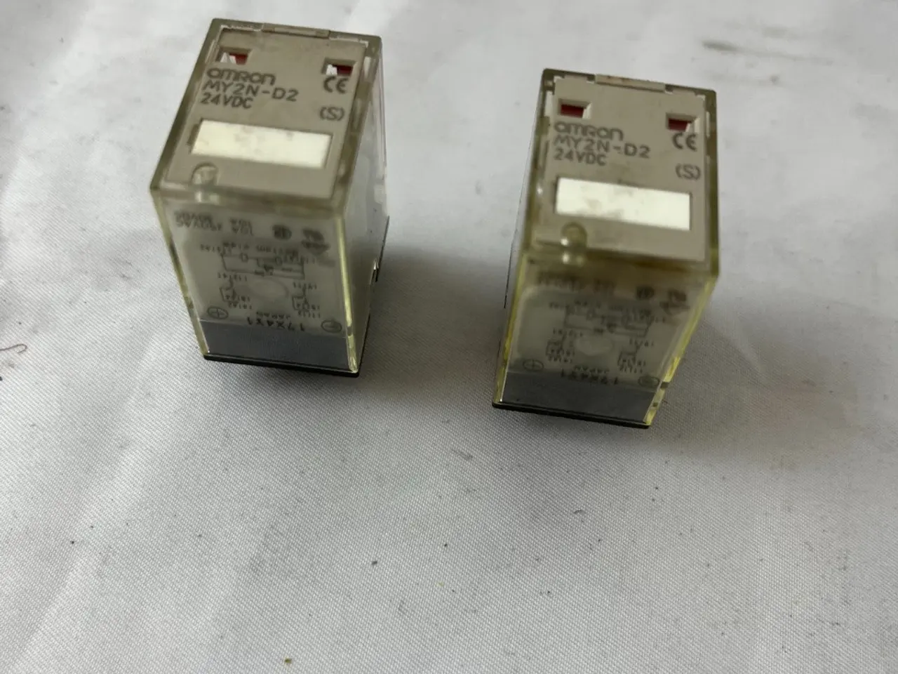 Billede 4 - Omron MY2N-D2 relæ 24V DC DPDT Plug‑In – parti of