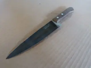12 stk. Kokkekniv min. 18 cm med træskaft
