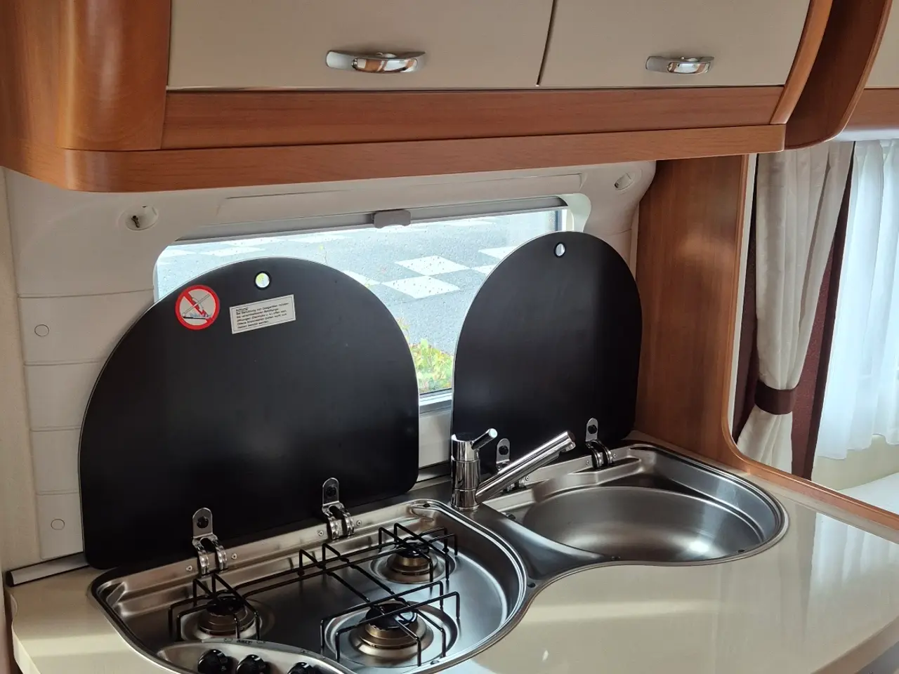 Billede 11 - CAMPINGVOGN HOBBY EXCELLENT 460 LU sælges