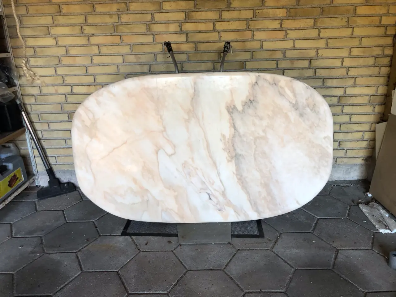 Billede 3 - Marmor bordplade fra spisebord