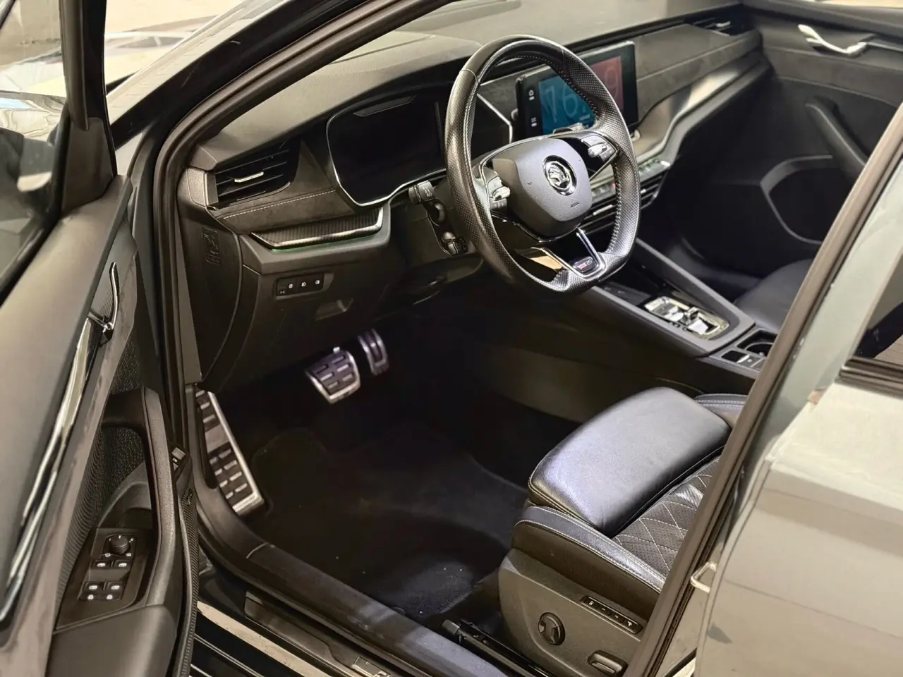 Billede 4 - Skoda Octavia Combi 1,4 TSI Plugin-hybrid iV RS DSG 245HK Stc 6g Aut.
