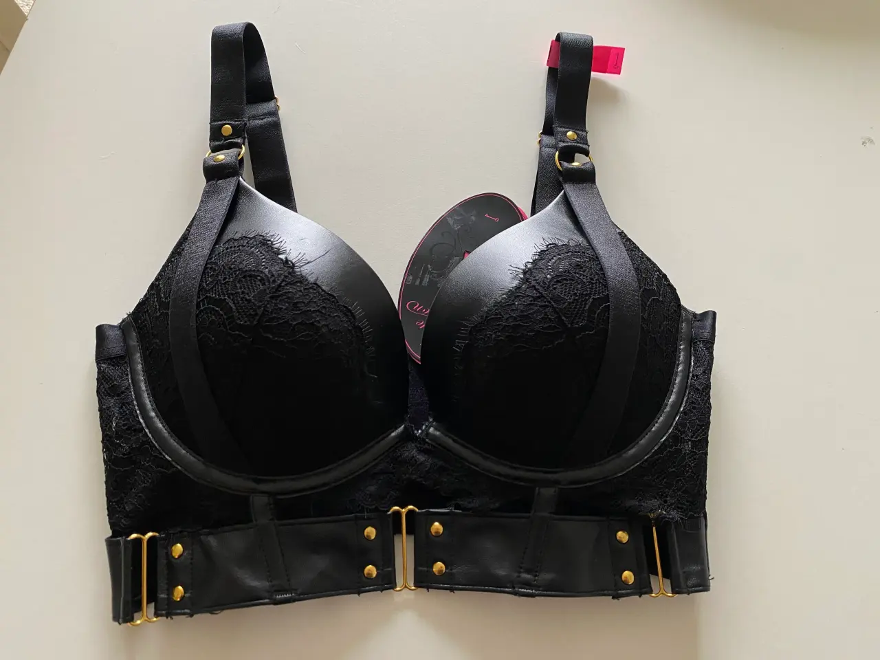 Billede 1 - Ny BH Hunkemöller str 70C