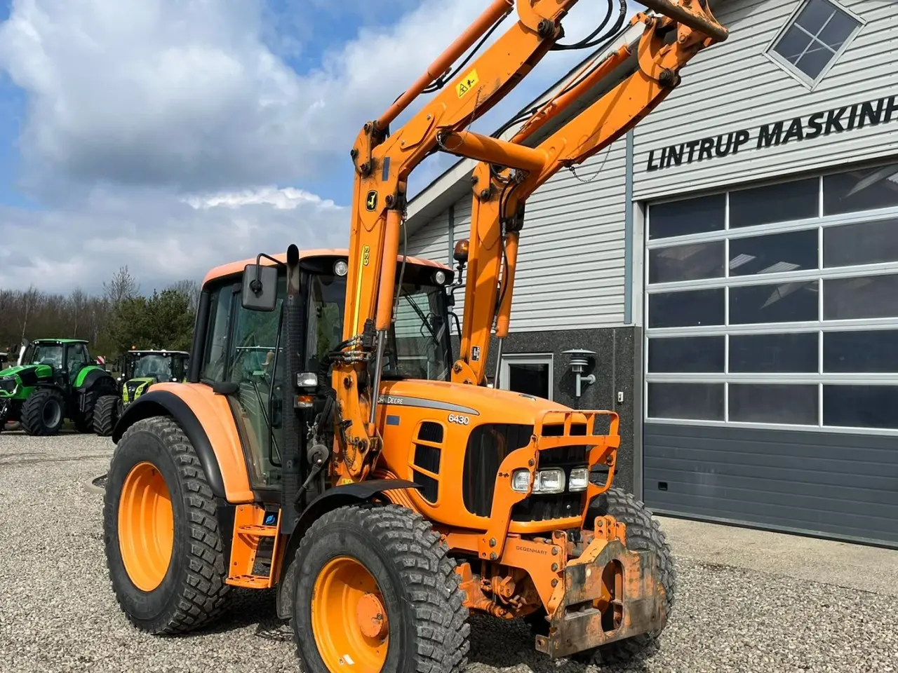 Billede 18 - John Deere 6430 Med frontlæsser og vejdæk