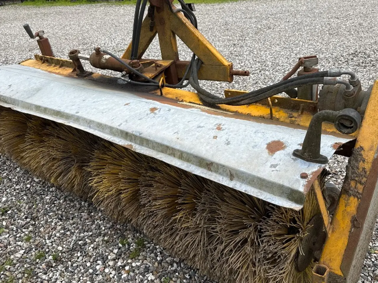Billede 4 - Elkærs Maskinhandel FM 2300 HY 240 cm kost