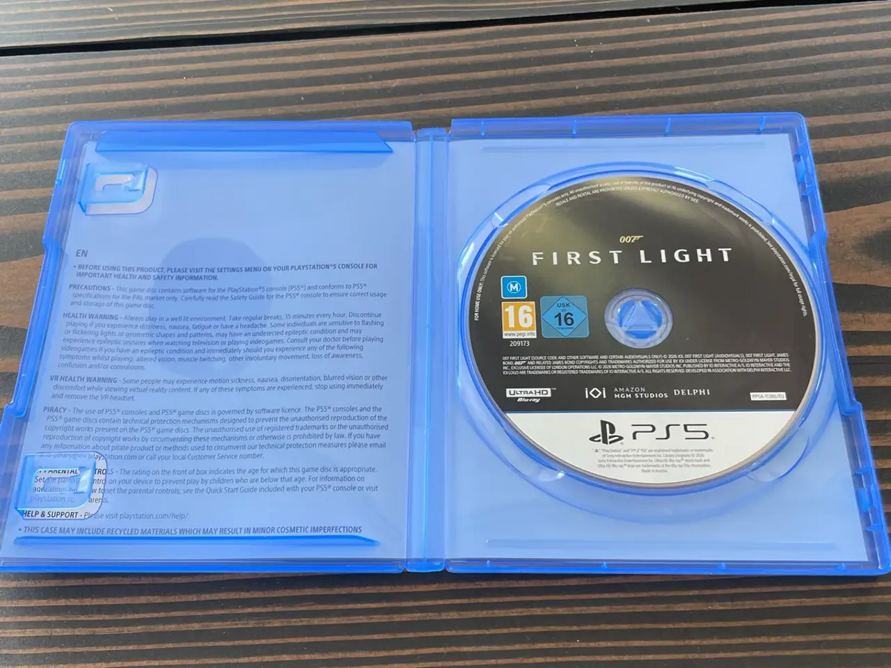 Billede 3 - James Bond First Light