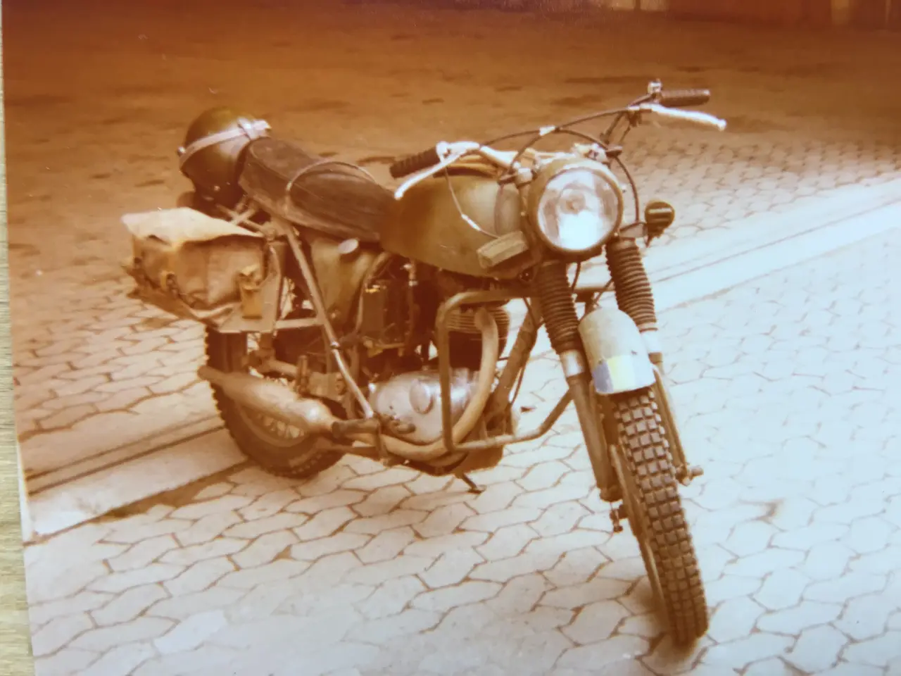 Billede 1 - BSA B40. militær MC købes