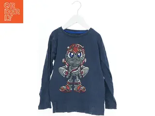 Bluse med robotmotiv fra VRS (str. 128)