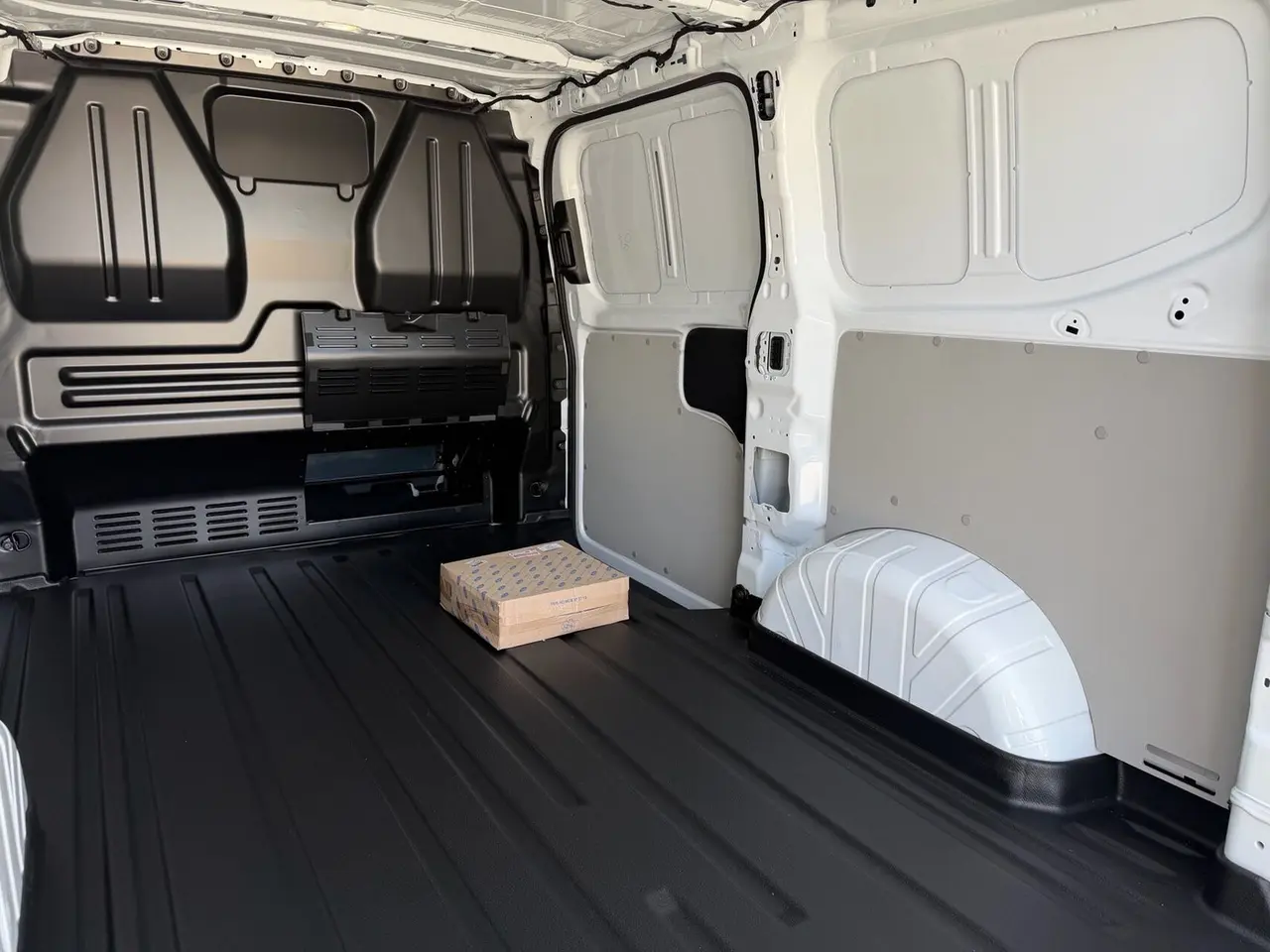 Billede 8 - Ford E-Transit Custom 320 L1 64 Trend