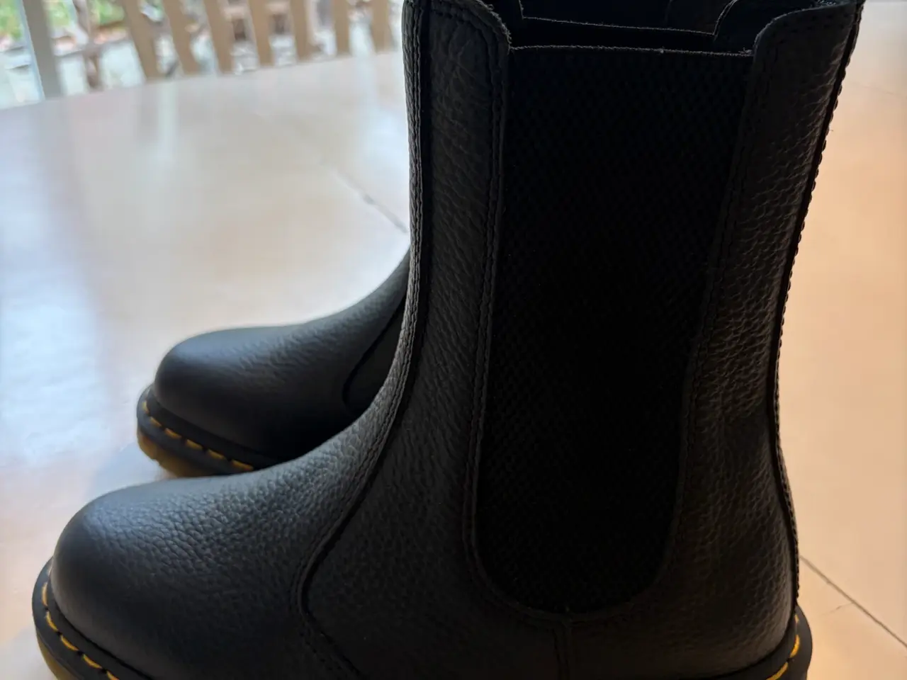 Billede 4 - Flotte Dr. Martens-støvler i sort mat læder