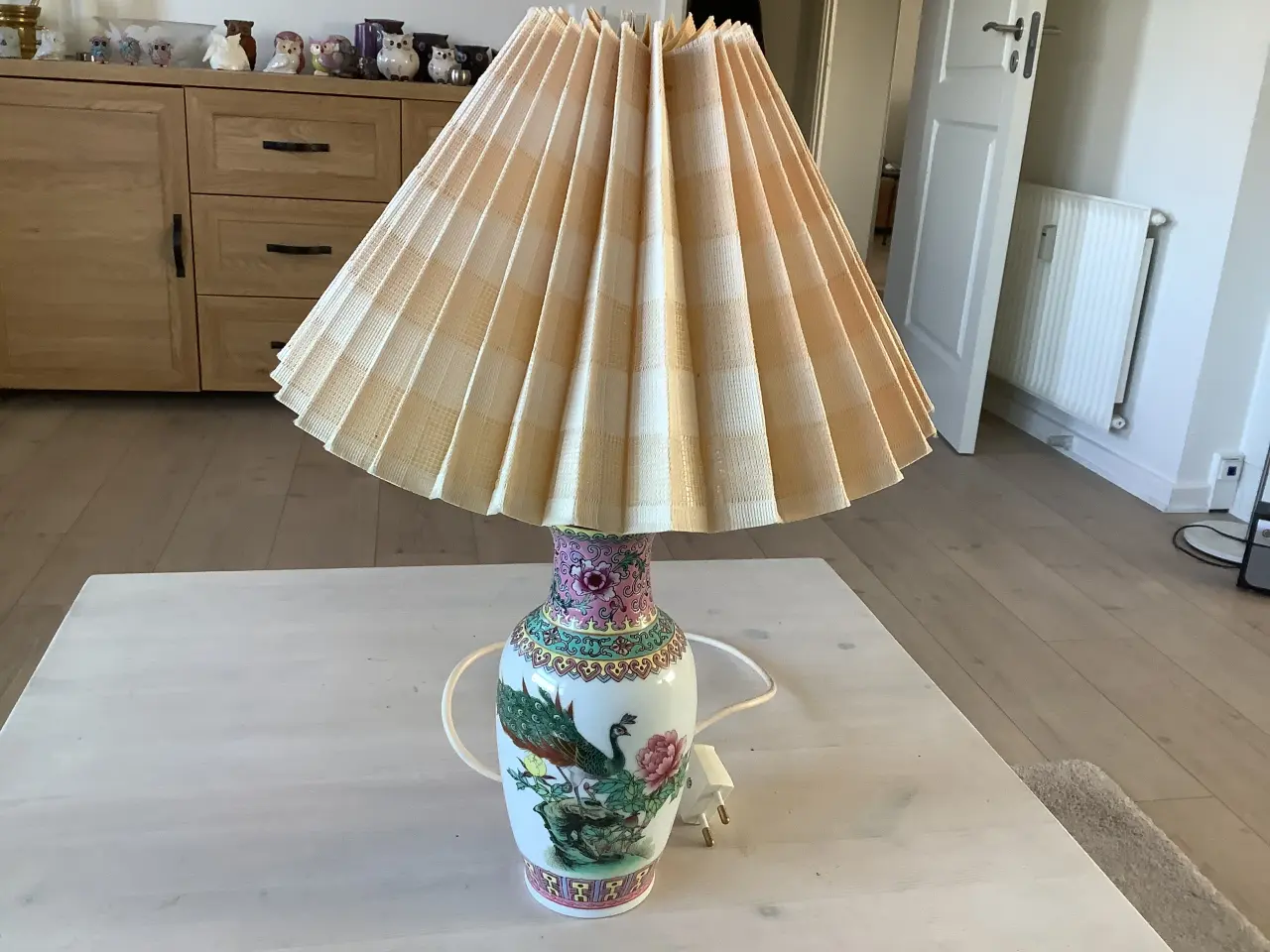 Billede 5 - Kina bordlampe med skærm