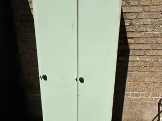 Retro Opklædningsskab med kodelås