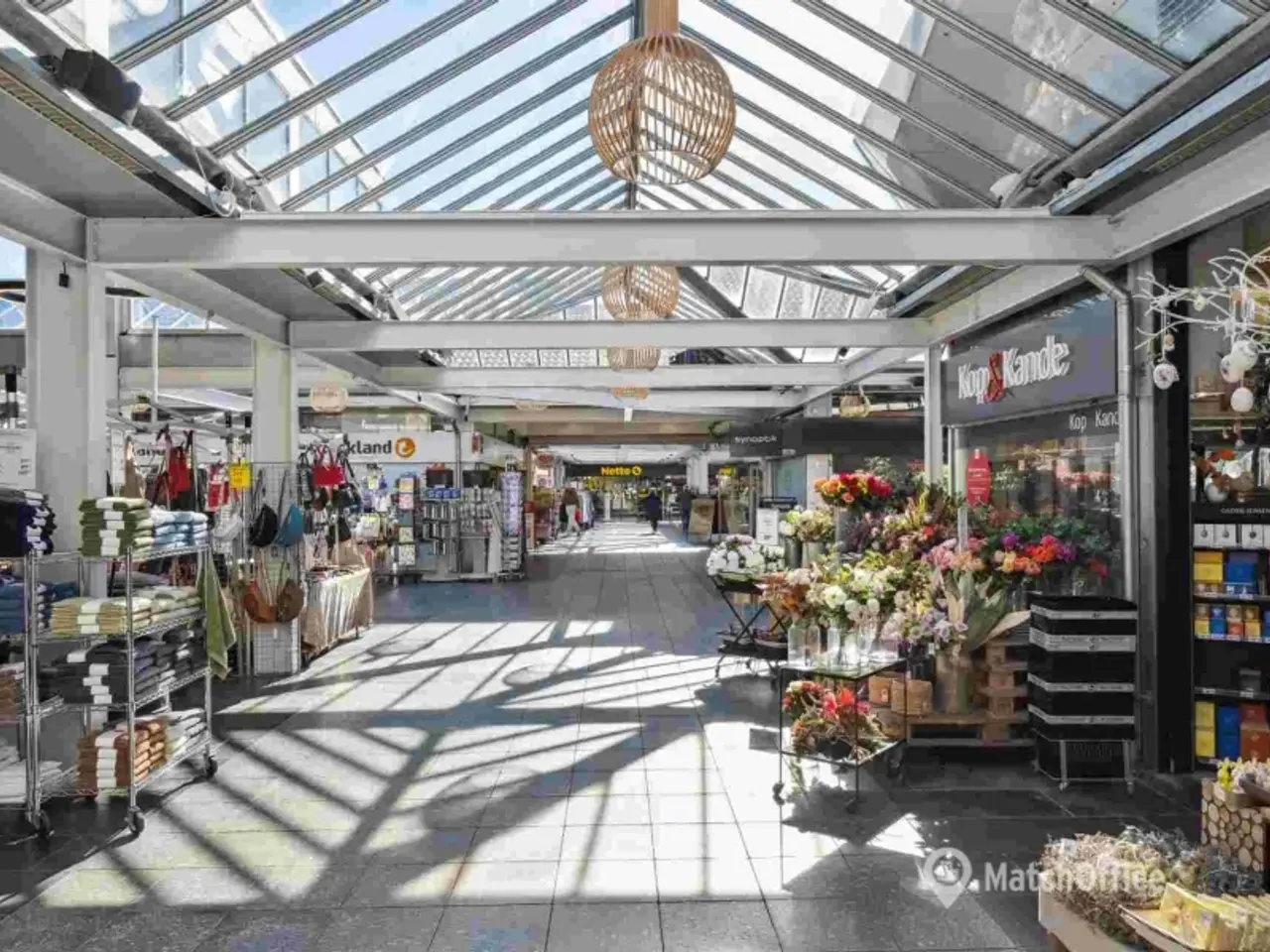 Billede 1 - 72m² butik / cafe o.lign.