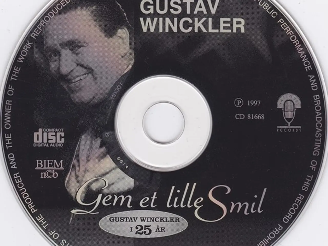 Billede 3 - Gustav Winckler – Gem Et Lille Smil (Gustav… – CD