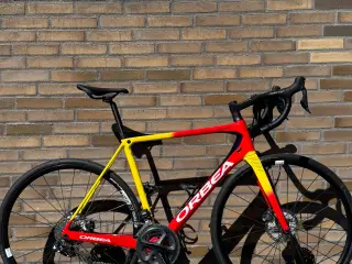 Orbea Orca M20i Team – Di2 & Disc, m. Wattmåler - 