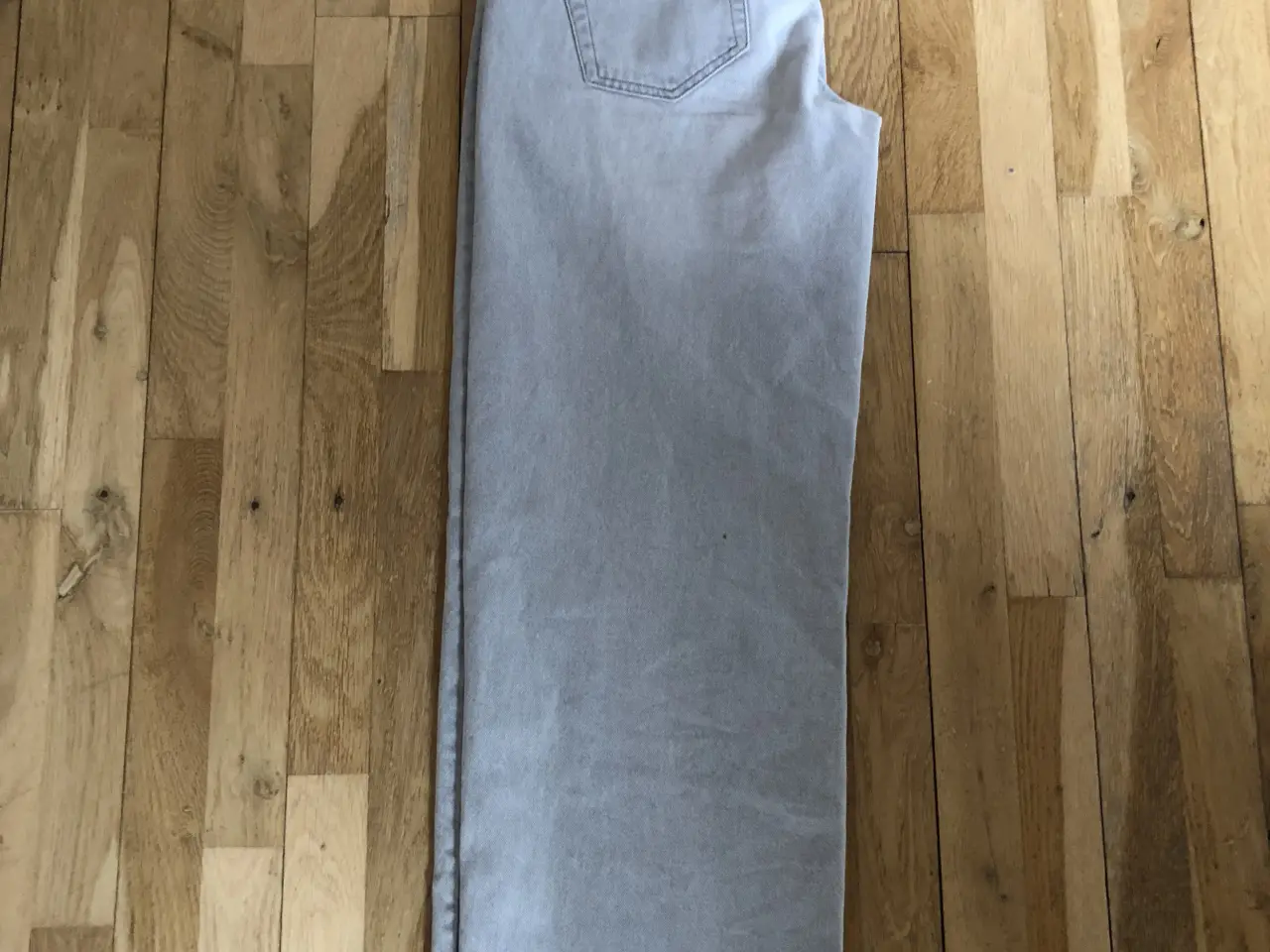 Billede 1 - ESTHER jeans str. M i pæn stand