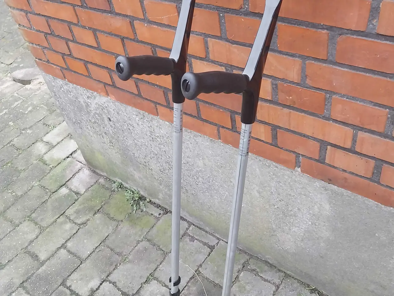 Billede 4 - Kowsky krykker, 2 stk.