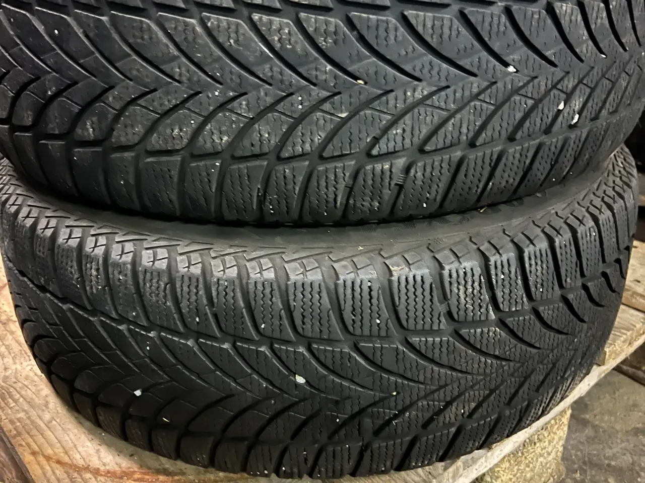 Billede 2 - 215/55-17