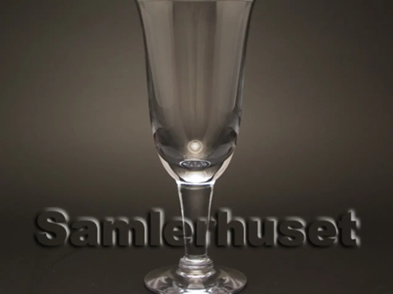 Billede 1 - Hvid Klokke Ølglas. H:190 mm.