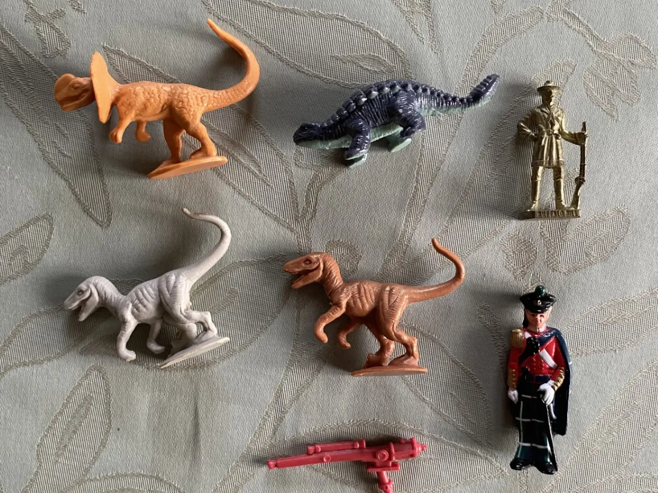 Billede 2 - ⭐️ Blandet pose Playmobil + figurer og legetøj