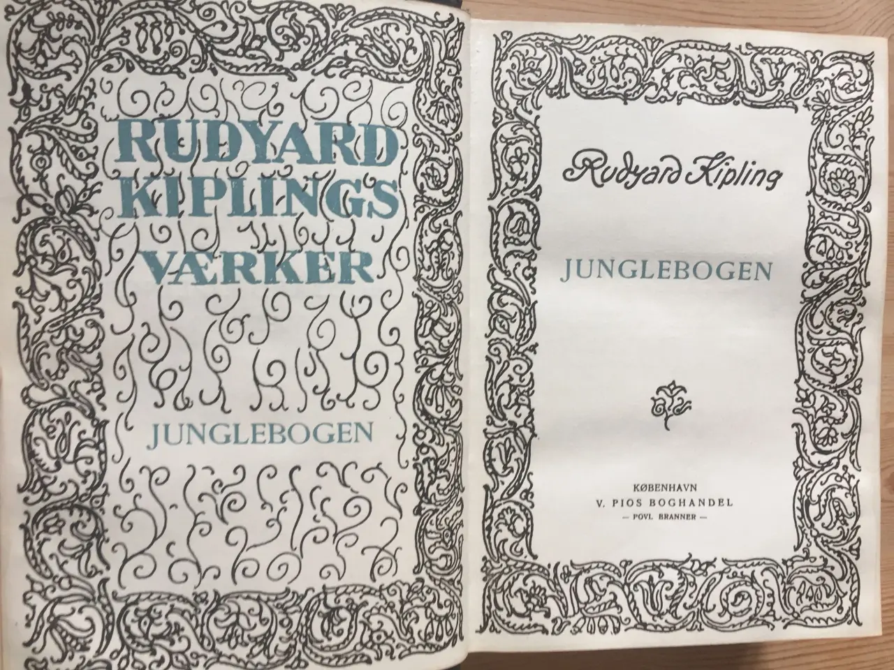 Billede 7 - 4 meget smukke antikke bøger