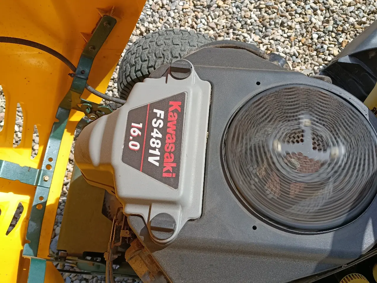 Billede 12 - Større Yard-Man Delux havetraktor