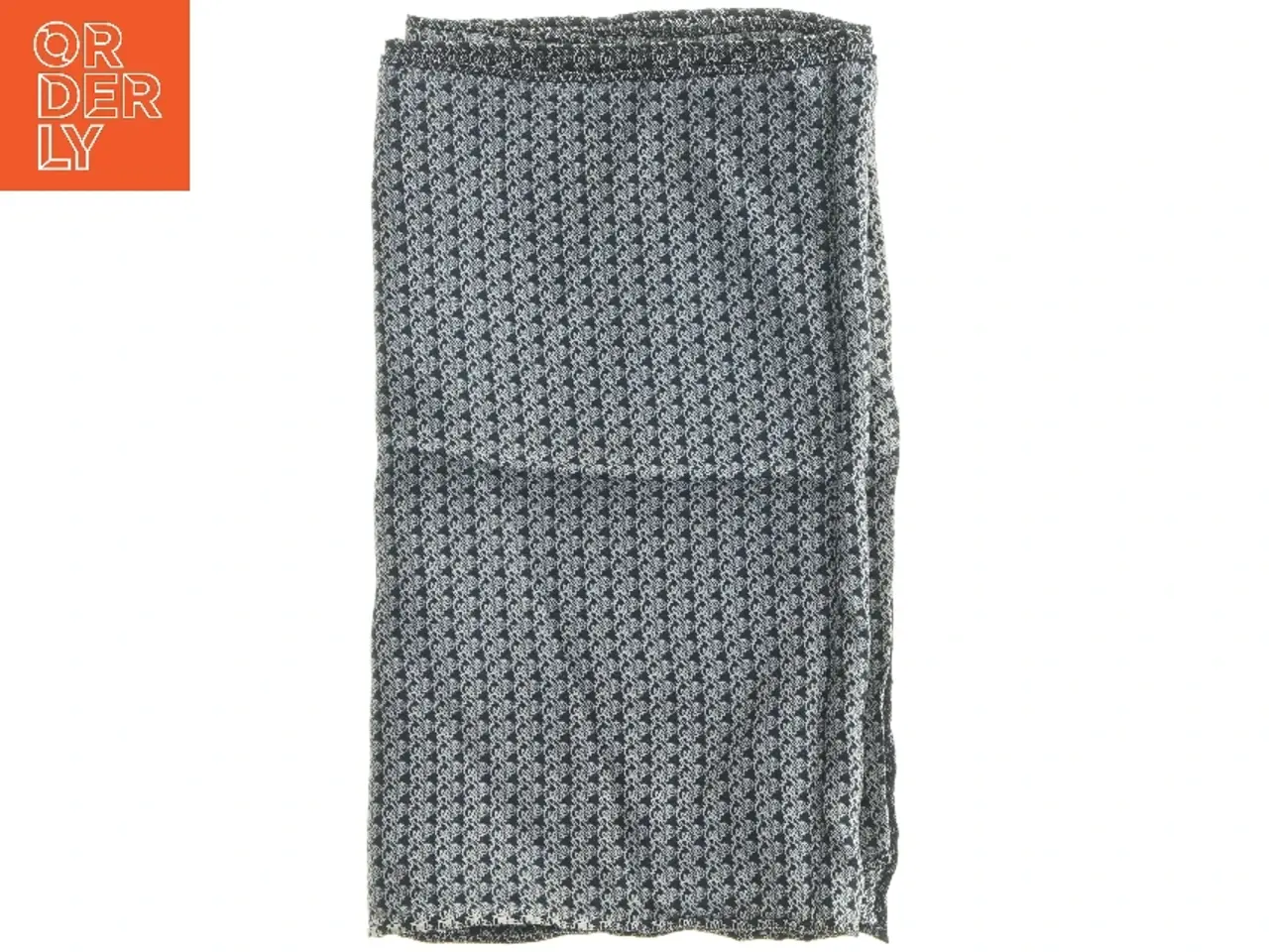 Billede 1 - Nyt Mønstret tørklæde (str. 146x31 cm)