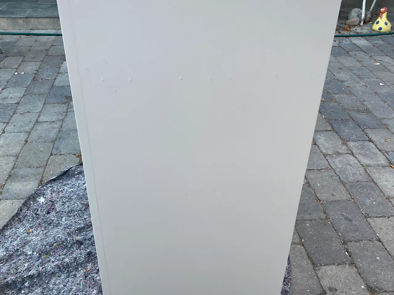 Billede 3 - Flot disk i hvidmalet MDF