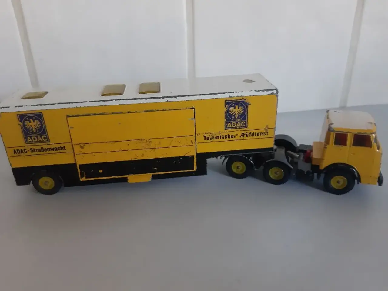 Billede 3 - 2 lastbiler Siku og Matchbox.