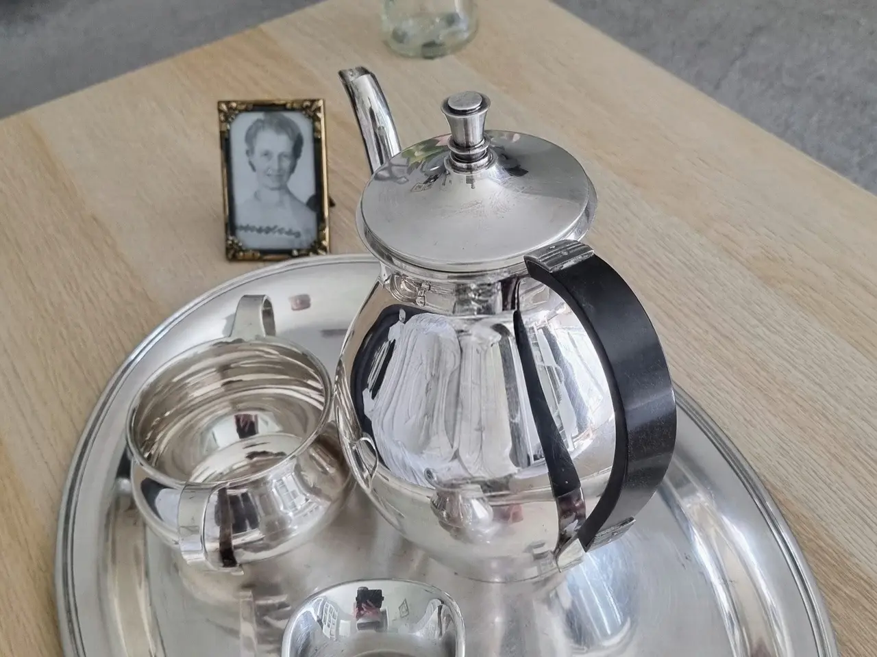 Billede 3 - Klassisk, nypudset kaffesæt fra Carl M. Cohr 1931