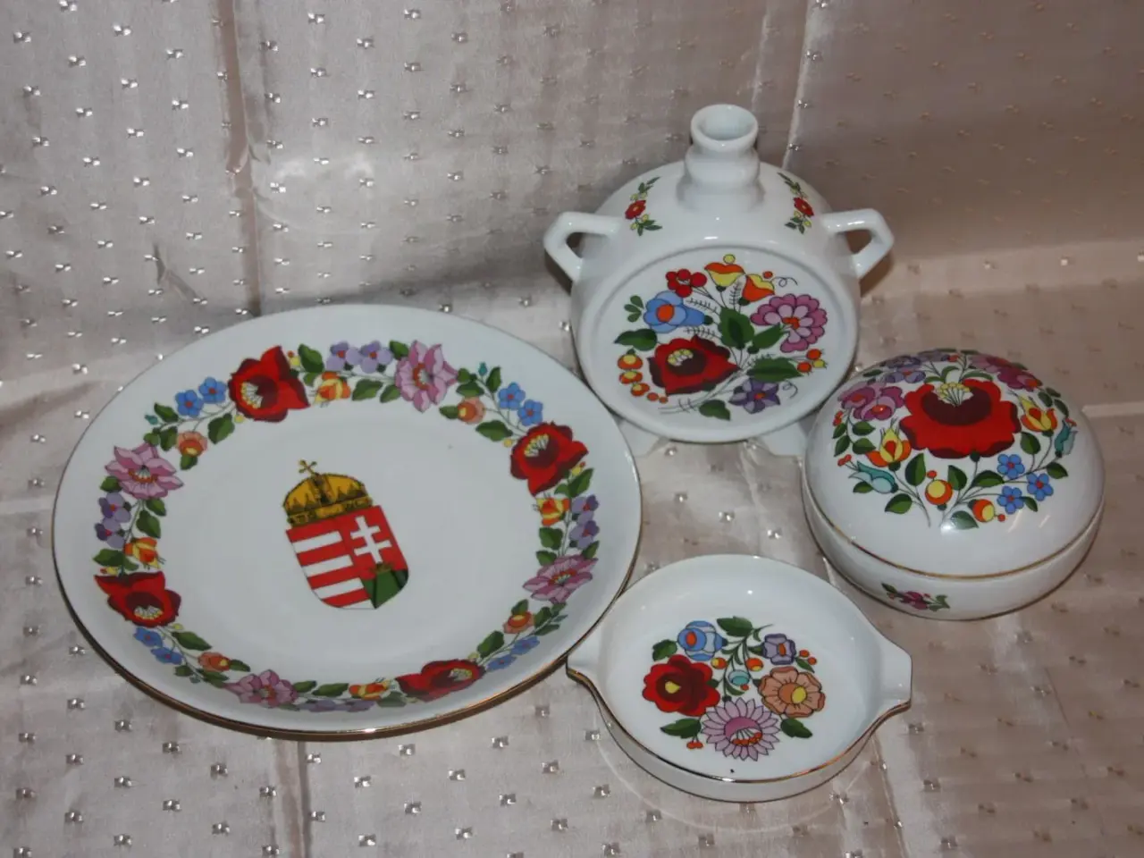 Billede 1 - Kalocsa Hungary hand painted