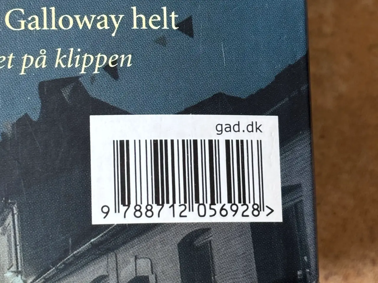 Billede 3 - Elly Griffiths bog – Døden på museet – dansk krimi
