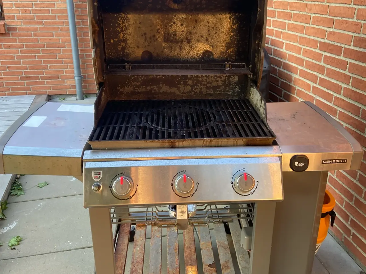 Billede 2 - Weber Genesis II gasgrill med 3 brændere