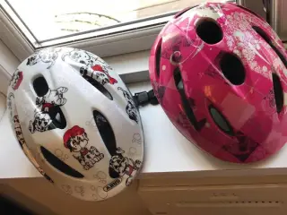 Støttehjul, ringklokke og cykelhjelme