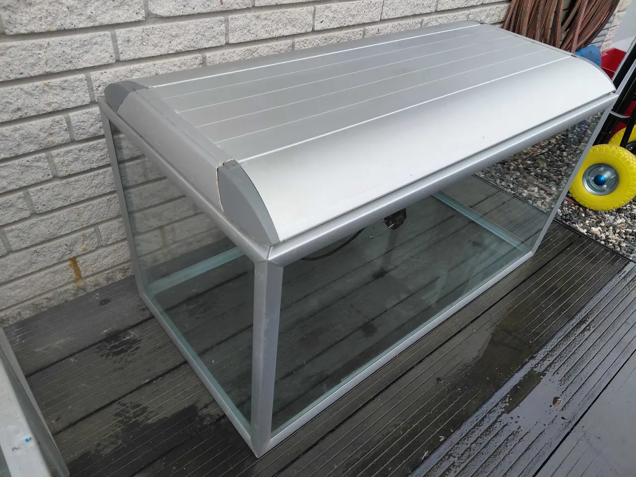 Billede 2 - Akvarier 250L