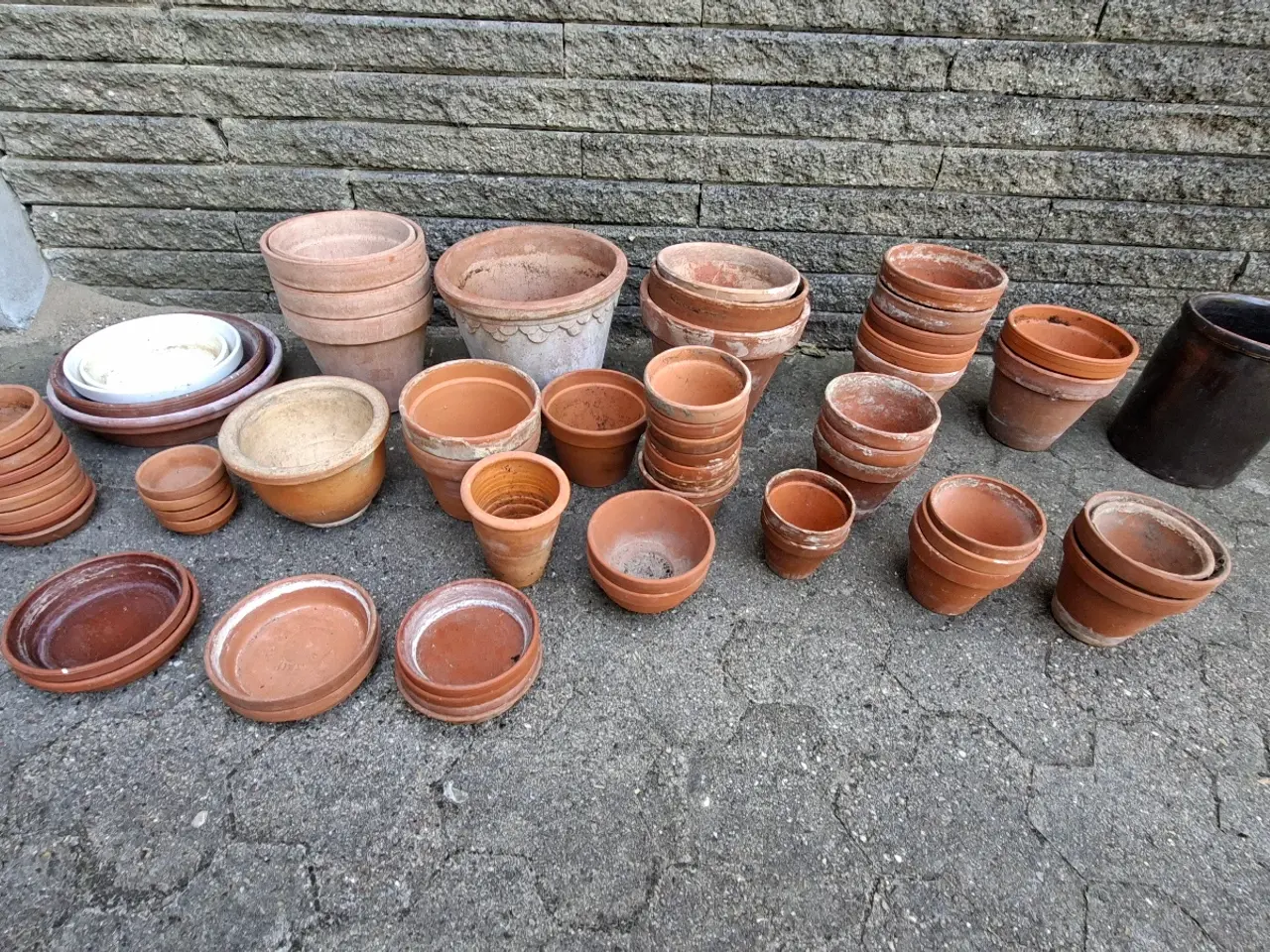 Billede 4 - Urtepotter og underskåle