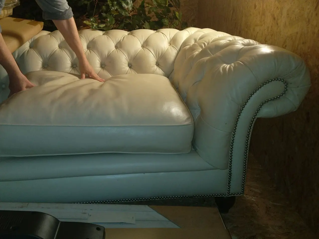 Billede 1 - Hvid Chesterfield Lædersofa