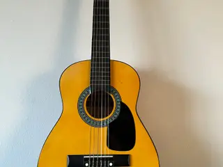 Akustisk Junior Guitar