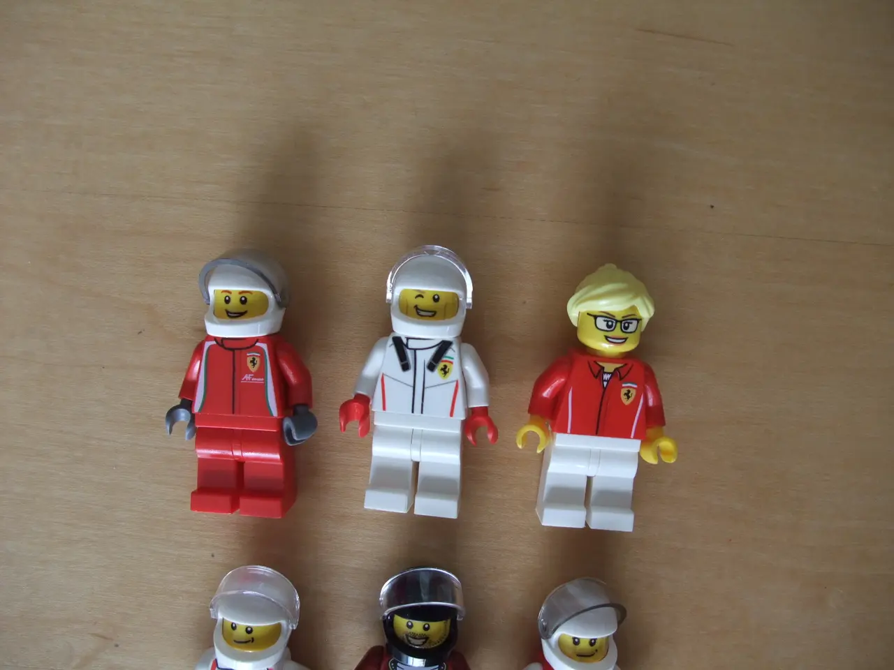 Billede 2 - Lego Ferrari Figurer+Tilbehør