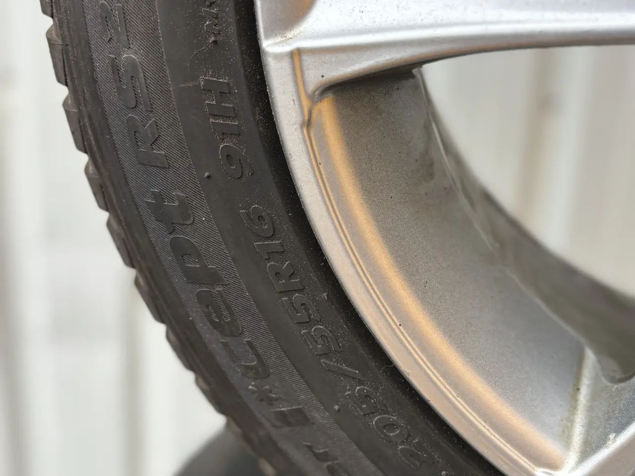 Billede 8 - 16” alufælge på vinterdæk ET47 fra Audi A3