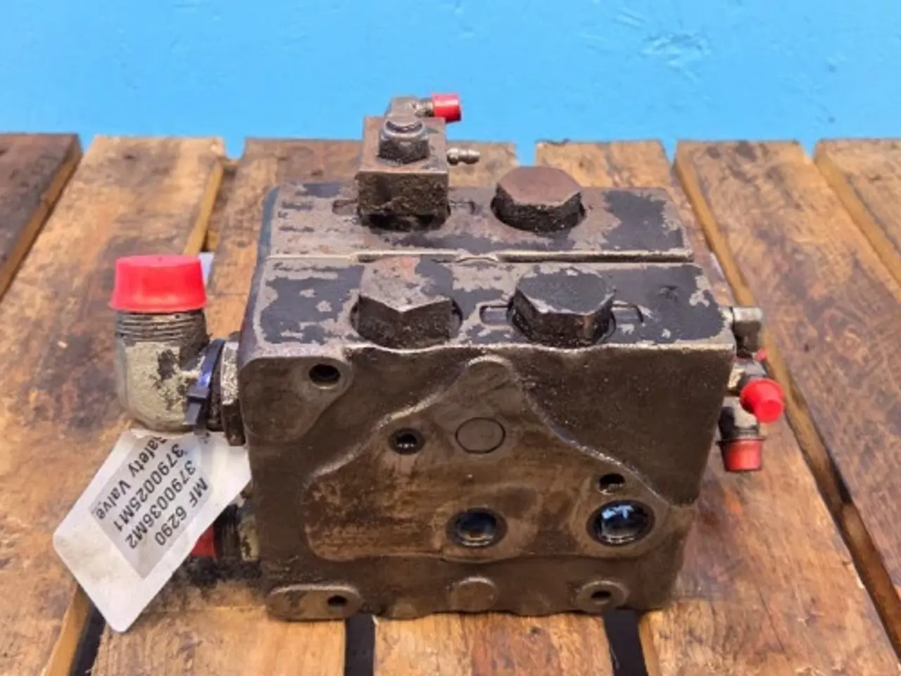 Billede 2 - Massey Ferguson 6290 Hydraulikventil 3790036M2