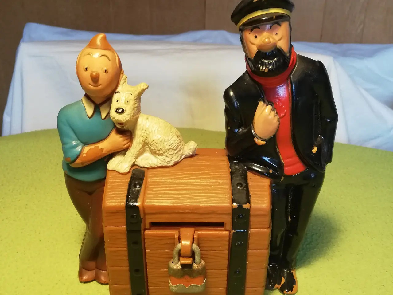 Billede 1 - Tin Tin Sparebøsse uden nøgle