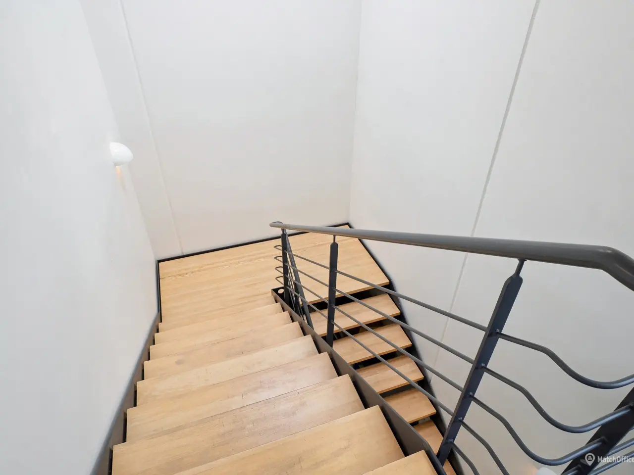 Billede 12 - Velholdt lager- og kontorlejemål på 1 190 m² i Værløse med 6.6 m loftshøjde