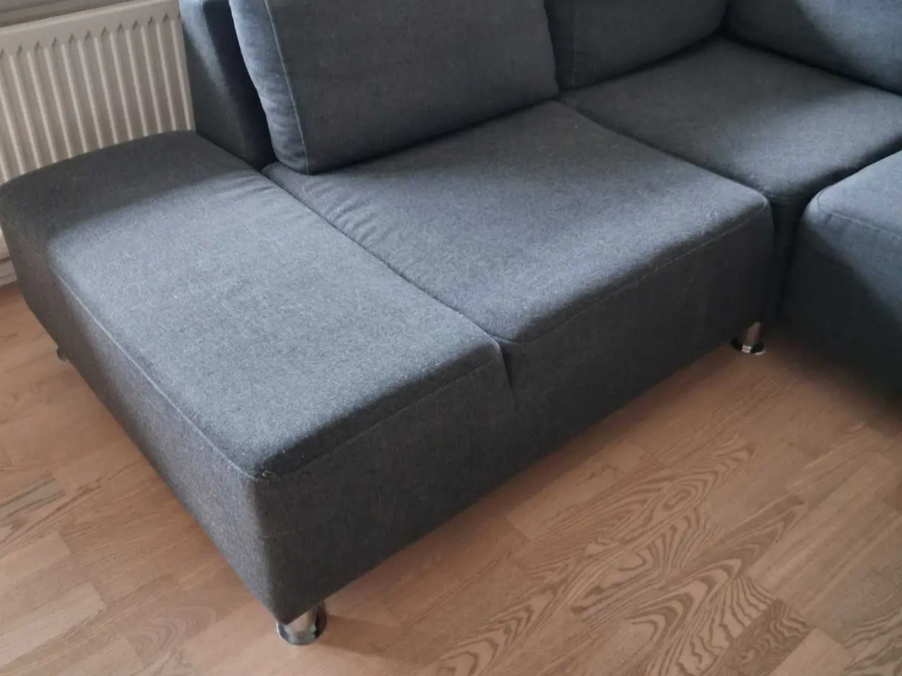 Billede 2 - Hjørnesofa m puff