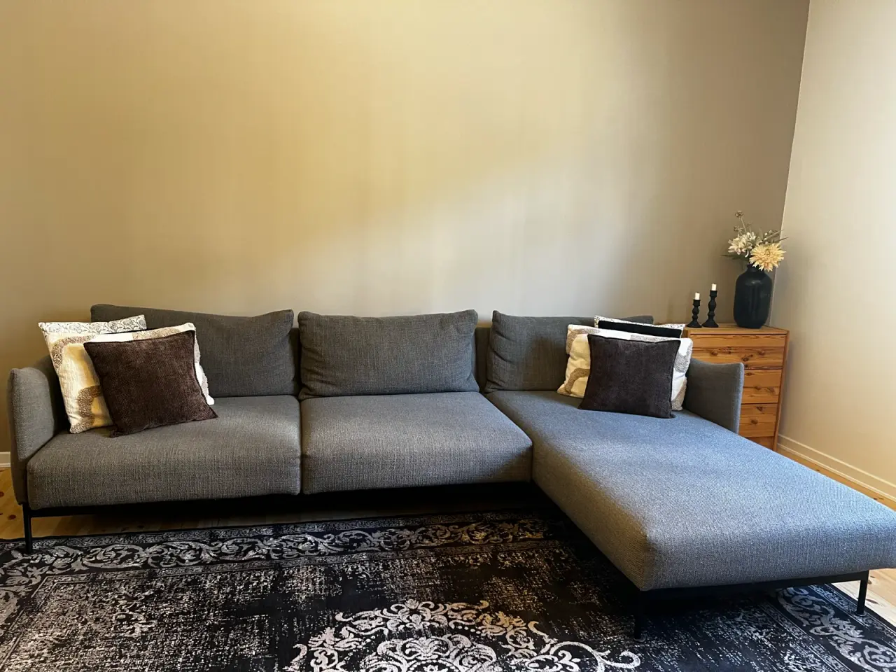 Billede 1 - Vendbar chaiselong sofa fra Ilva