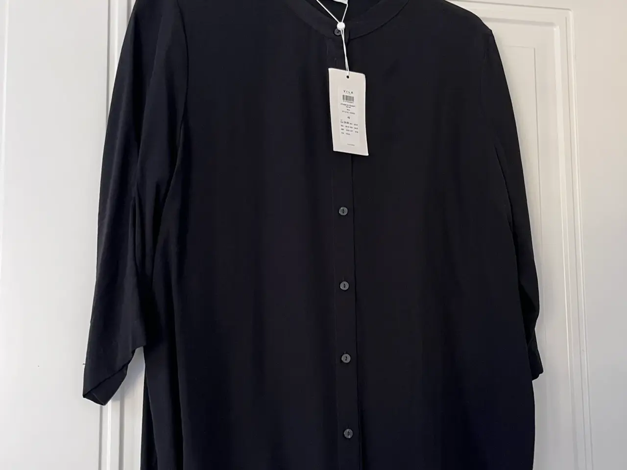 Billede 1 - Helt ny skjortebluse