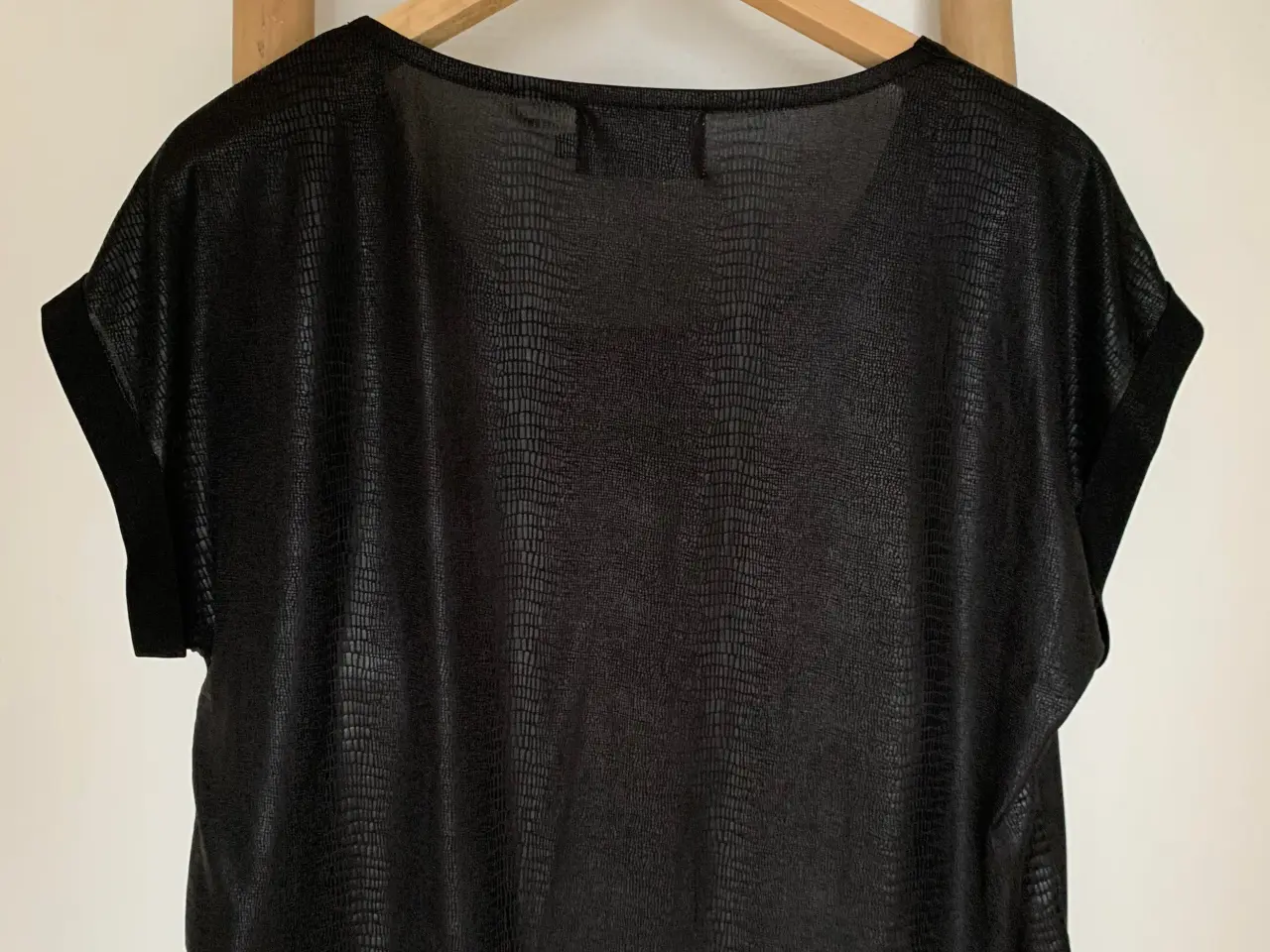 Billede 3 - Occupied top, sort slangeprint, str. L
