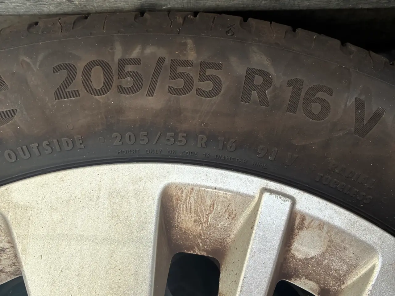 Billede 5 - Ford fokus Continental dæk 