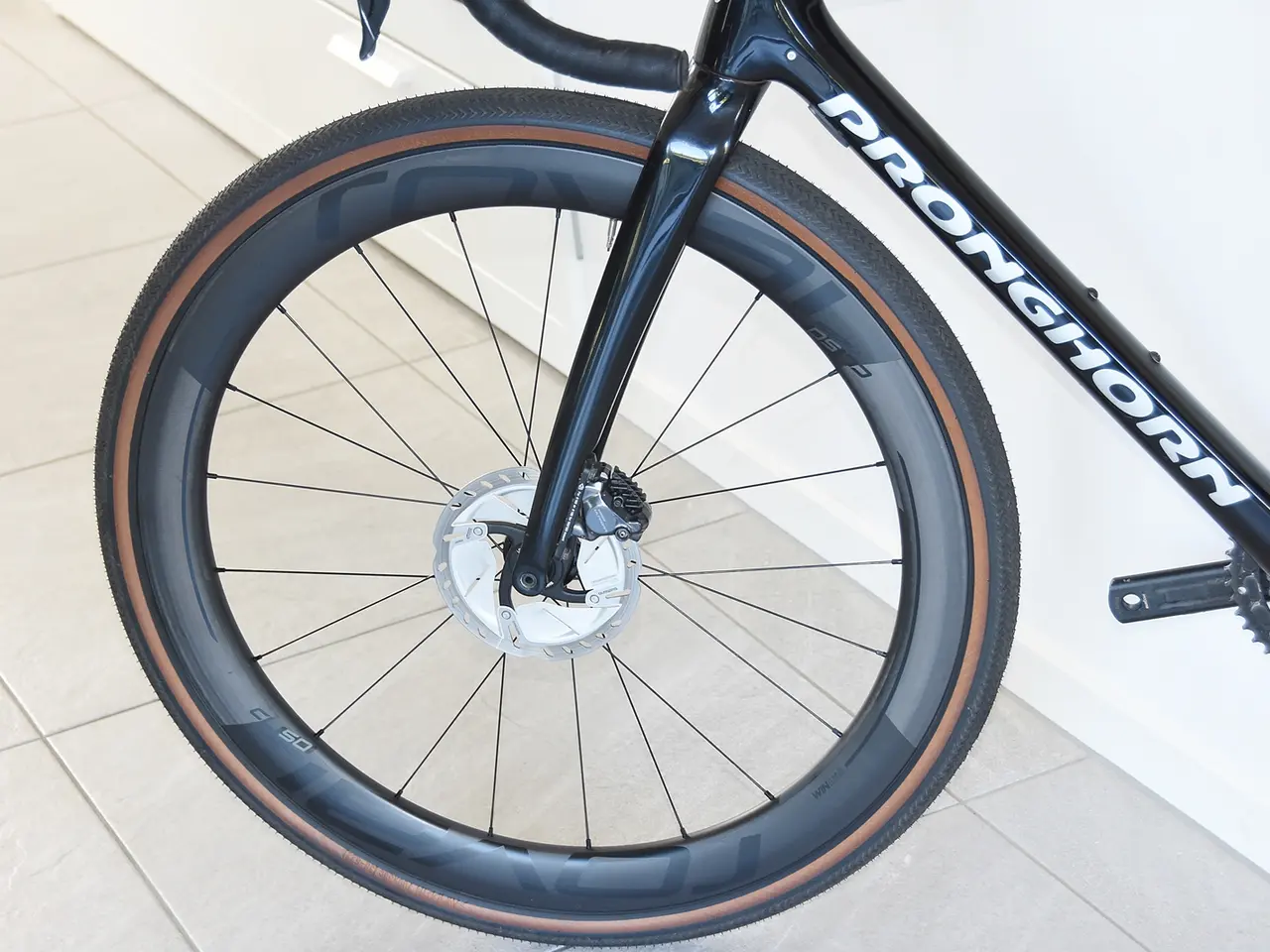Billede 3 - carbon gravelcykel som ny