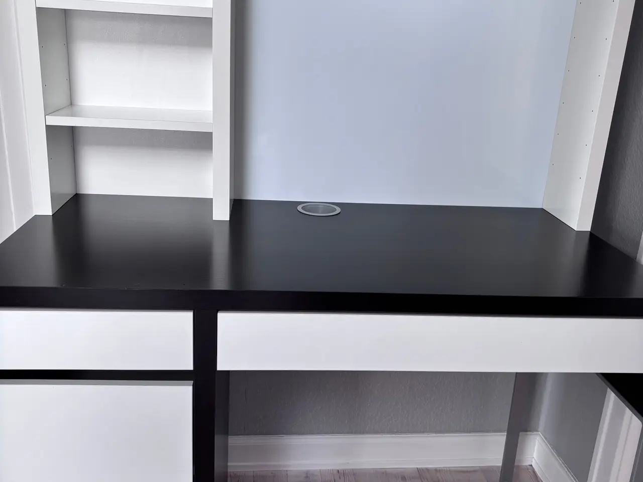 Billede 1 - IKEA Micke skrivebord